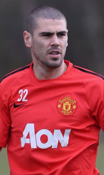 Manchester United outcast Victor Valdes open to Newcastle switch
